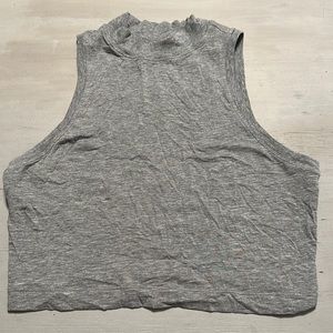 Kitsilano Mock Neck Tank size 6 grey